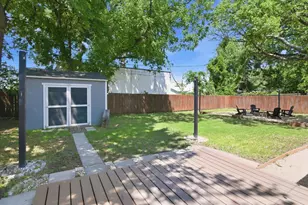 105 Anderson St, Burleson, TX 76028 - Photo 27