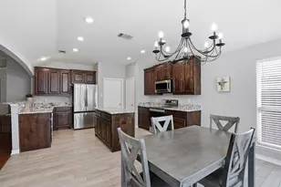924 Crowder Dr, Crowley, TX 76036 - Photo 11