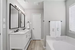 924 Crowder Dr, Crowley, TX 76036 - Photo 15