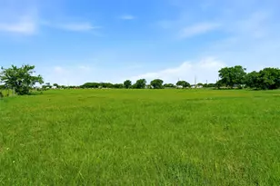 8983 W Odneal Rd, Krum, TX 76249 - Photo 27