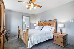 8983 W Odneal Rd, Krum, TX 76249 - Photo 15