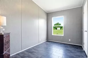 8983 W Odneal Rd, Krum, TX 76249 - Photo 25