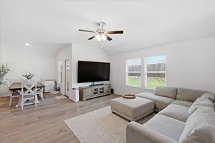 708 Cool Cyn Trl, Princeton, TX 75407 - Photo 5