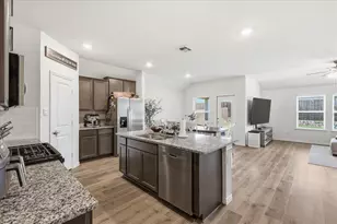 708 Cool Cyn Trl, Princeton, TX 75407 - Photo 11