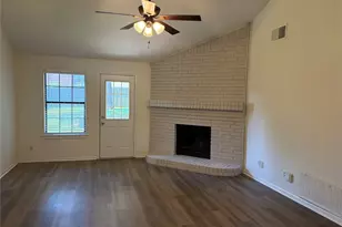 112 Cinnamon Ln, Euless, TX 76039 - Photo 3