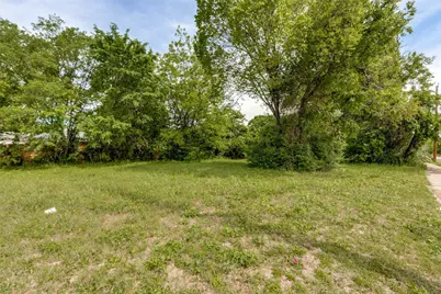 3711 Carpenter Avenue, Dallas, TX 75210 - Photo 3