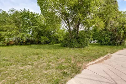 3711 Carpenter Avenue, Dallas, TX 75210 - Photo 7