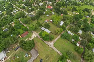 815 S 8th Ave, Teague, TX 75860 - Photo 17