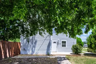 123 S 2nd St, Sanger, TX 76266 - Photo 3