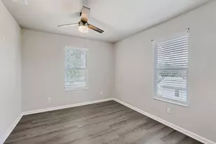 123 S 2nd St, Sanger, TX 76266 - Photo 21