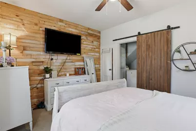 106 May Avenue, Cleburne, TX 76031 - Photo 17