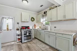106 May Ave, Cleburne, TX 76031 - Photo 13