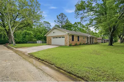 1914 Laurel Road, Gainesville, TX 76240 - Photo 3