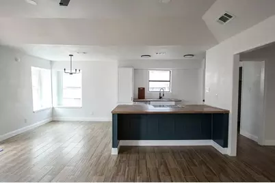4002 Blueridge Court, Arlington, TX 76016 - Photo 5