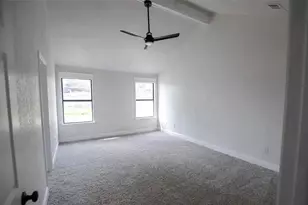4002 Blueridge Ct, Arlington, TX 76016 - Photo 17