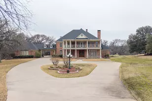 207 Oak Ridge Trail, Kennedale, TX 76060 - Photo 3