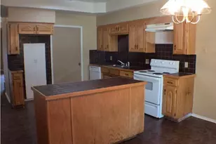 316 Lochridge Dr, Azle, TX 76020 - Photo 3