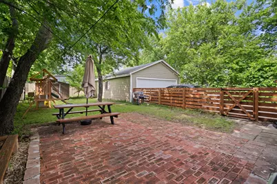 2539 Sharon Street, Dallas, TX 75211 - Photo 1