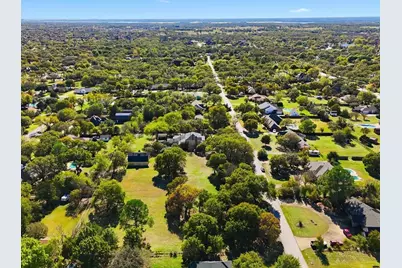 370 Oakview Drive, Double Oak, TX 75077 - Photo 7