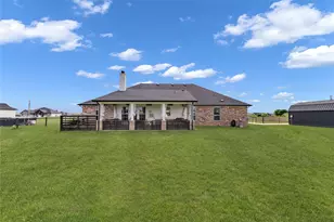 6017 Raspberry Ln, Joshua, TX 76058 - Photo 29