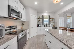 6017 Raspberry Ln, Joshua, TX 76058 - Photo 13