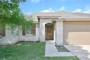 1325 Downwood Dr, Burleson, TX 76028 - Photo 25