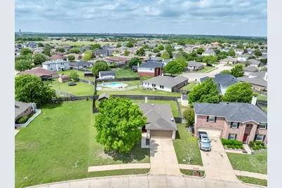 1325 Downwood Drive, Burleson, TX 76028 - Photo 33