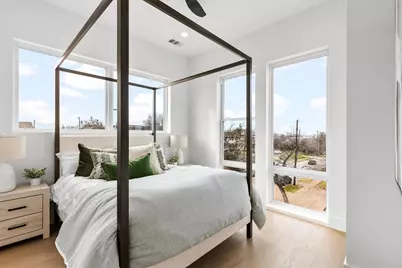 815 E 5th Avenue #209, Dallas, TX 75203 - Photo 17