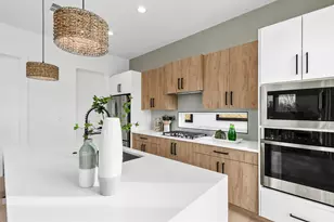815 E 5th Ave, Dallas, TX 75203 - Photo 9