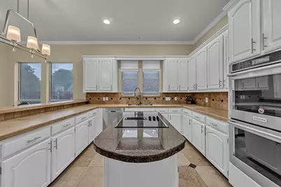6205 Skylark Circle, North Richland Hills, TX 76180 - Photo 11