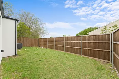 6715 Tyree Street, Dallas, TX 75209 - Photo 35