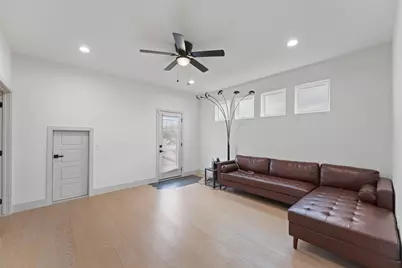6715 Tyree Street, Dallas, TX 75209 - Photo 23