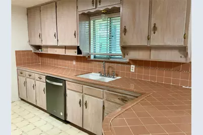 8600 Twilight Drive W, Benbrook, TX 76116 - Photo 3