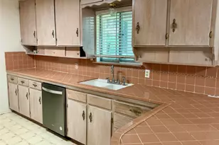 8600 Twilight Dr W, Benbrook, TX 76116 - Photo 3
