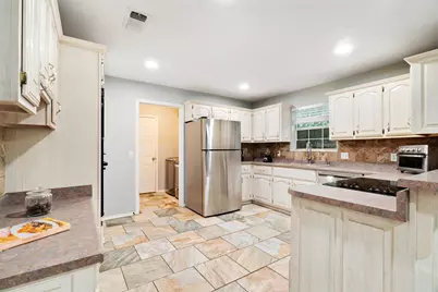 2735 Meadow Lane, Reno, TX 75462 - Photo 13