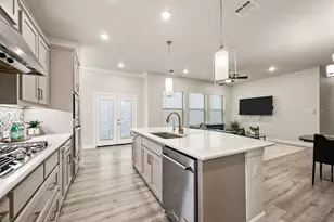 612 Courtyard Ln, Irving, TX 75039 - Photo 19
