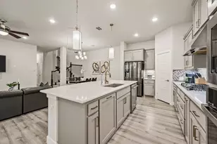 612 Courtyard Ln, Irving, TX 75039 - Photo 17