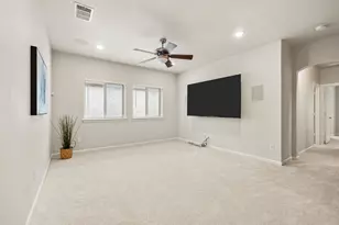 612 Courtyard Ln, Irving, TX 75039 - Photo 25