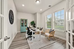 612 Courtyard Ln, Irving, TX 75039 - Photo 9