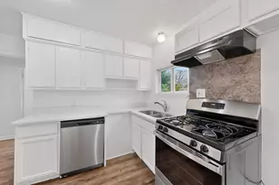 3018 51st St, Dallas, TX 75216 - Photo 9