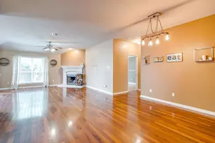 9316 Marilyn Ct, White Settlement, TX 76108 - Photo 7
