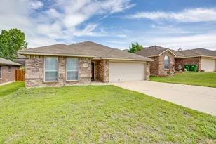 9316 Marilyn Ct, White Settlement, TX 76108 - Photo 3