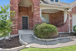 2405 Marble Canyon Dr, Little Elm, TX 75068 - Photo 3