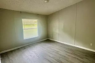 723 Highland Cir, Springtown, TX 76082 - Photo 7