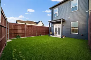 2406 Merlin St, Dallas, TX 75215 - Photo 33