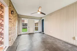 901 Shady Creek Ln, Bedford, TX 76021 - Photo 23