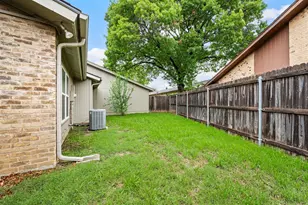 901 Shady Creek Ln, Bedford, TX 76021 - Photo 27