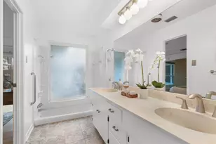 2909 Hillcrest Dr, Irving, TX 75062 - Photo 25
