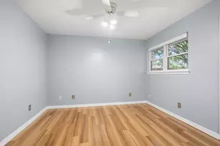 2909 Hillcrest Dr, Irving, TX 75062 - Photo 29