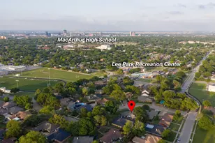2909 Hillcrest Dr, Irving, TX 75062 - Photo 35